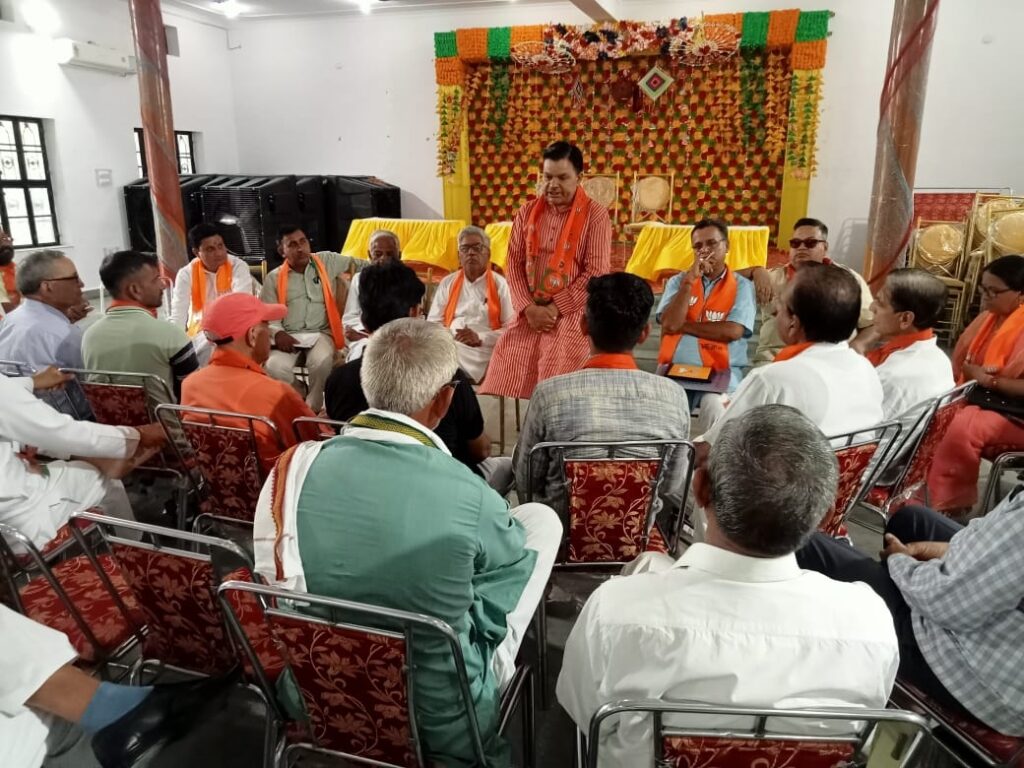 लोक कल्याण सेवा समिति के सदस्य सैनिक कोष में रोजाना एक रुपया देंगे